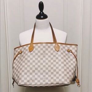 100% authentic Louis Vuitton mm Damier Azur